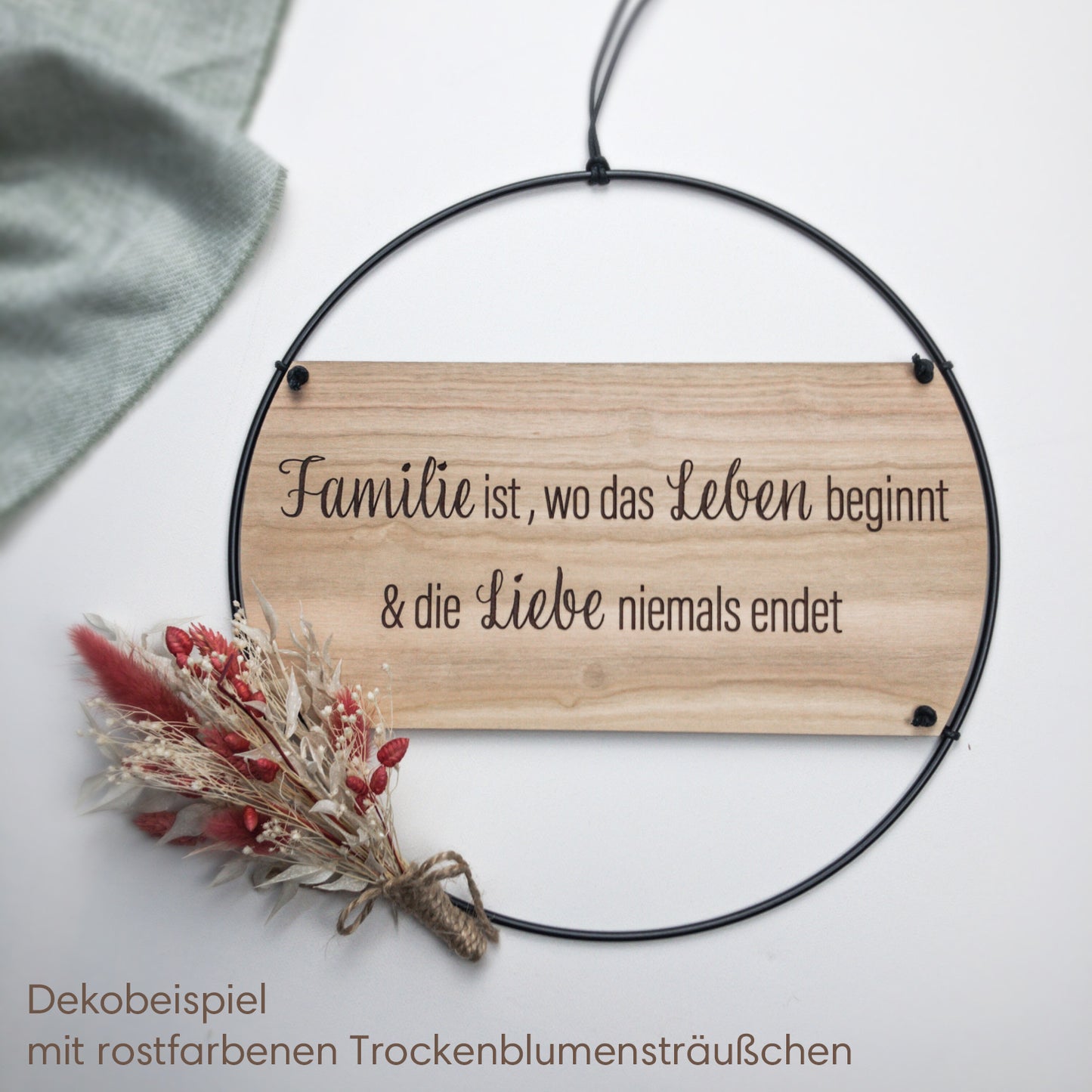 Familie ist, wo das Leben beginnt Holzschild | Wandkranz