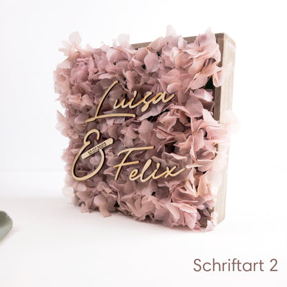 personalisiertes Hochzeitsschild Blumenwand