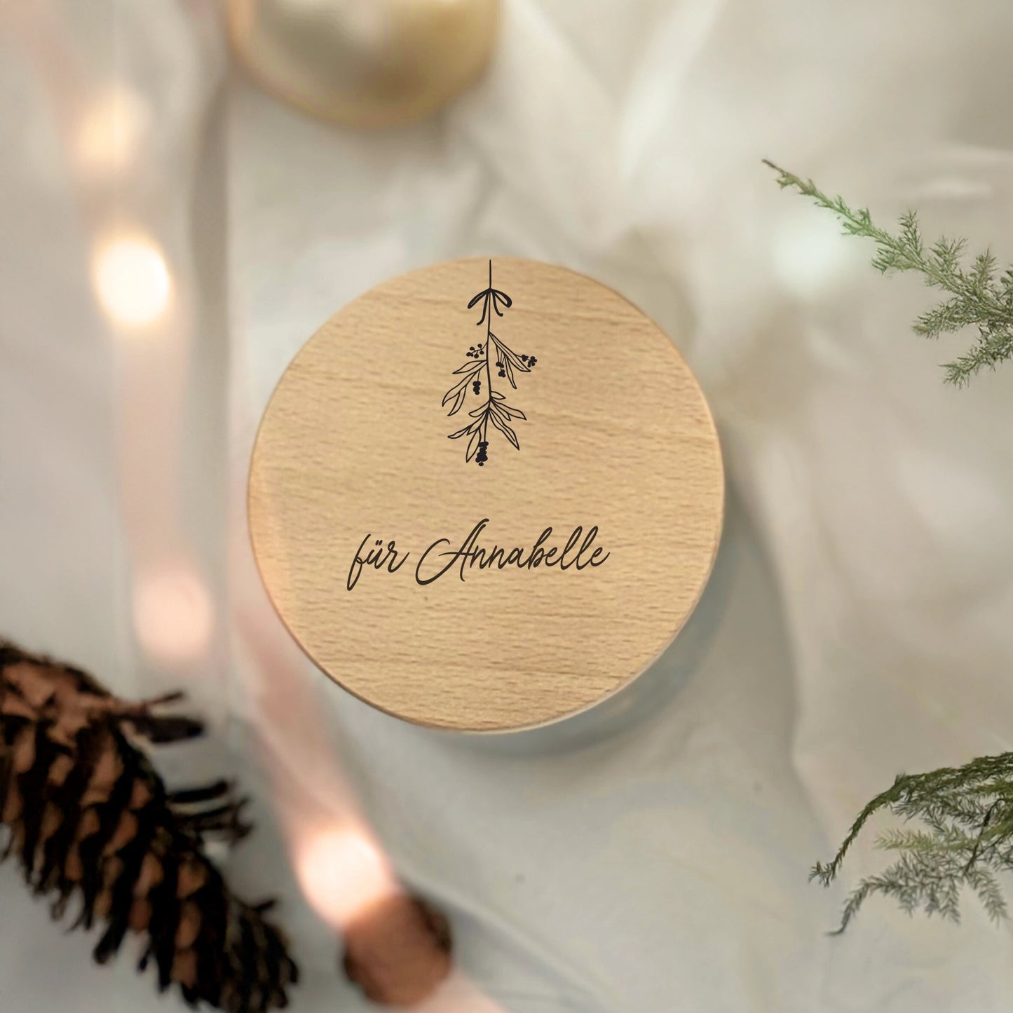 Vorratsglas mit graviertem Holzdeckel - Weihnachtsmotiv personalisiert